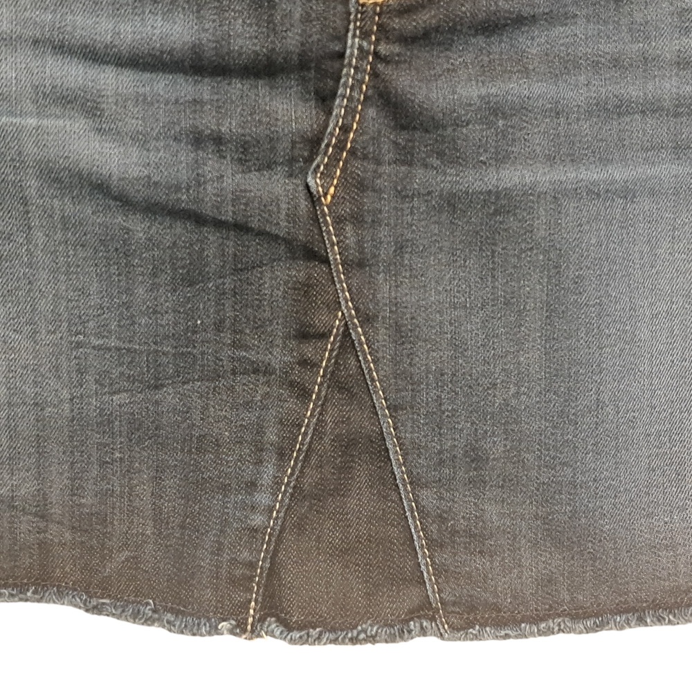 Gap Womens Dark Wash Denim Skirt 5 Pocket Distressed Finish Size 10/30 - Picture 6 of 8